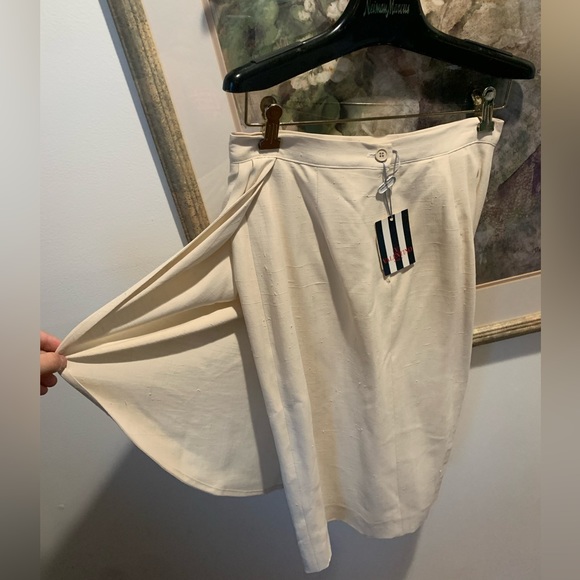 Valentino Miss V- size 10 🔥 🔥 🙉🙉 - Picture 3 of 4